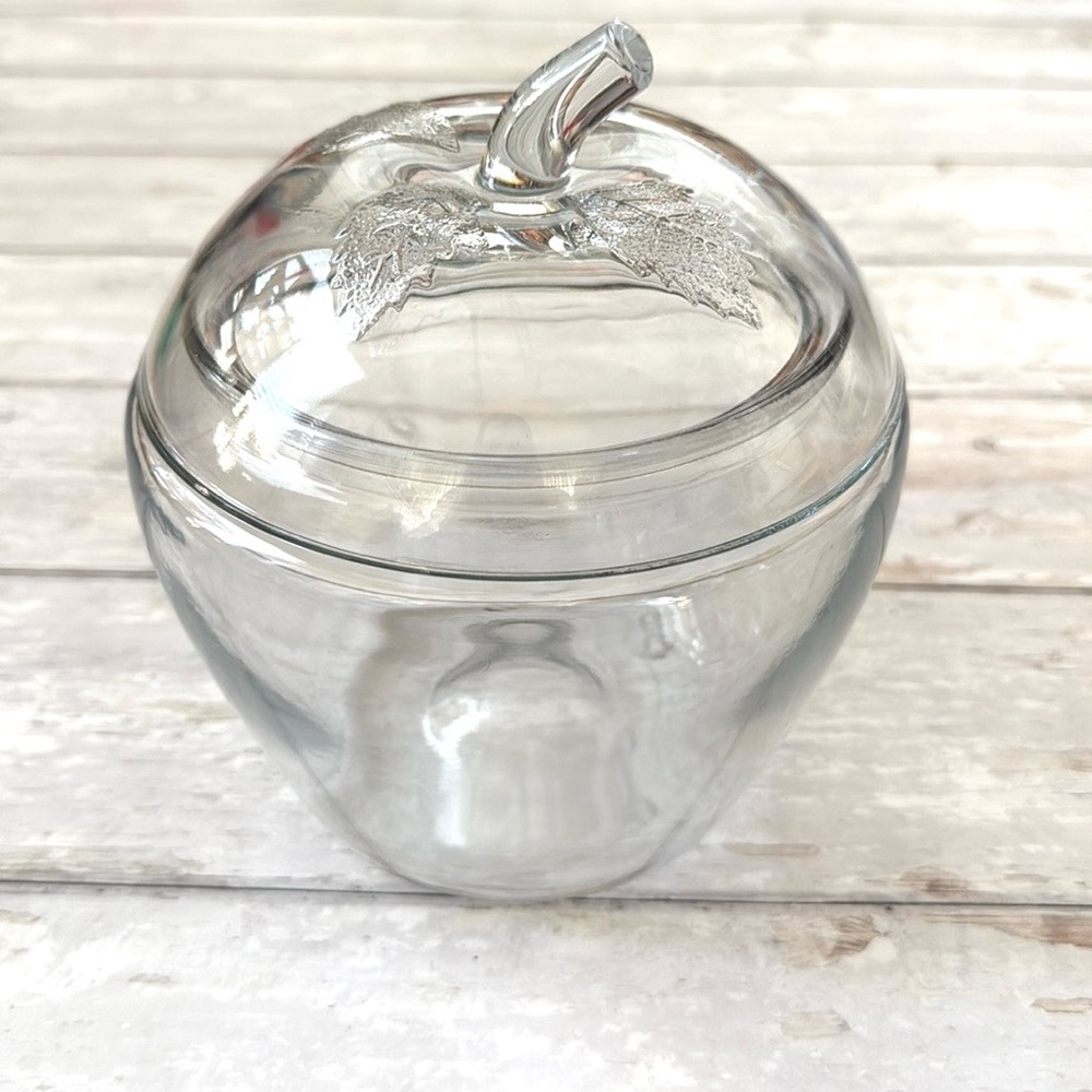 Glass Apple Candy Dish Storage Container Removeable Lid Etched Leaves 7x7in